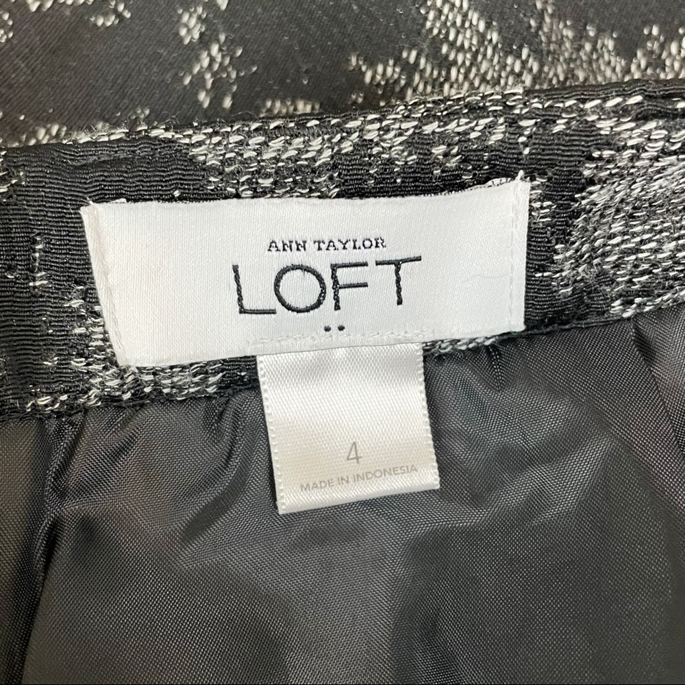 Ann Taylor Loft Textured Abstract Pattern Skirt - image 8